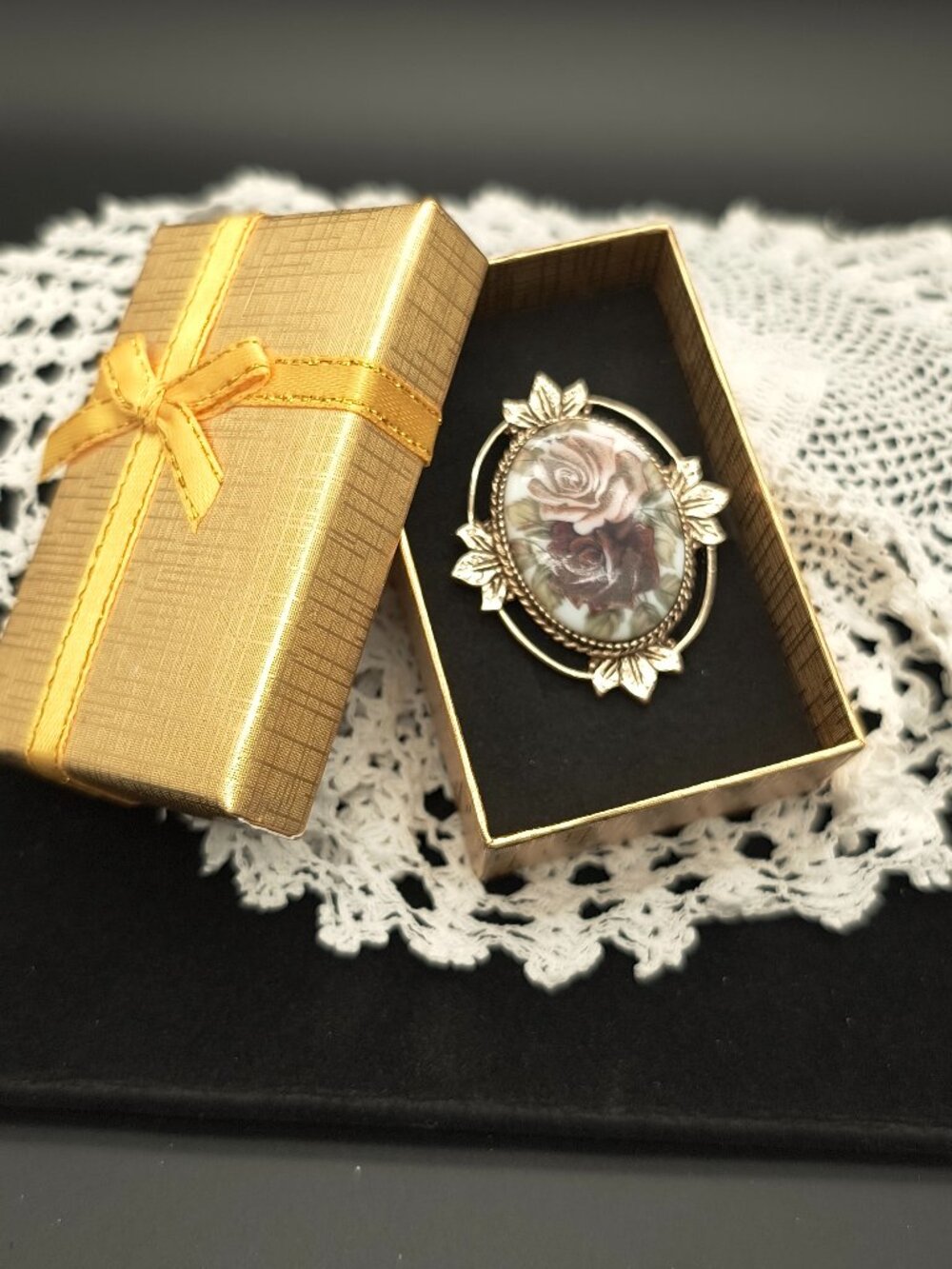 Vintage Sarah Coventry Rose Marie Gold Tone Cameo Brooch & Pendant Combo